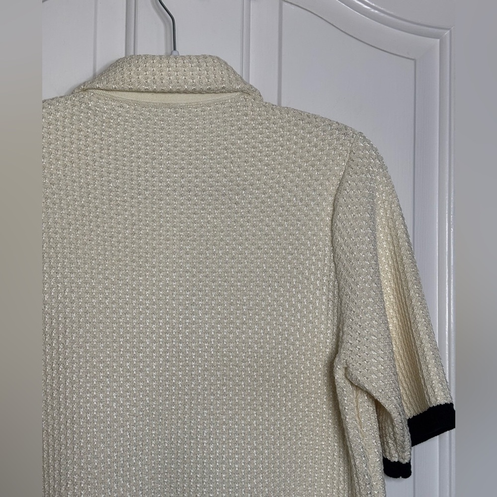 EUC Chanel Ivory Midweight Knit Short Sleeve Jacket with Black Trim size 34 - Picture 9 of 12